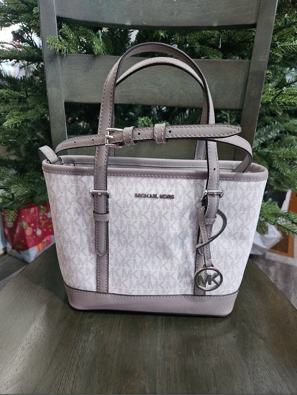 Michael Kors Signature MK Tote